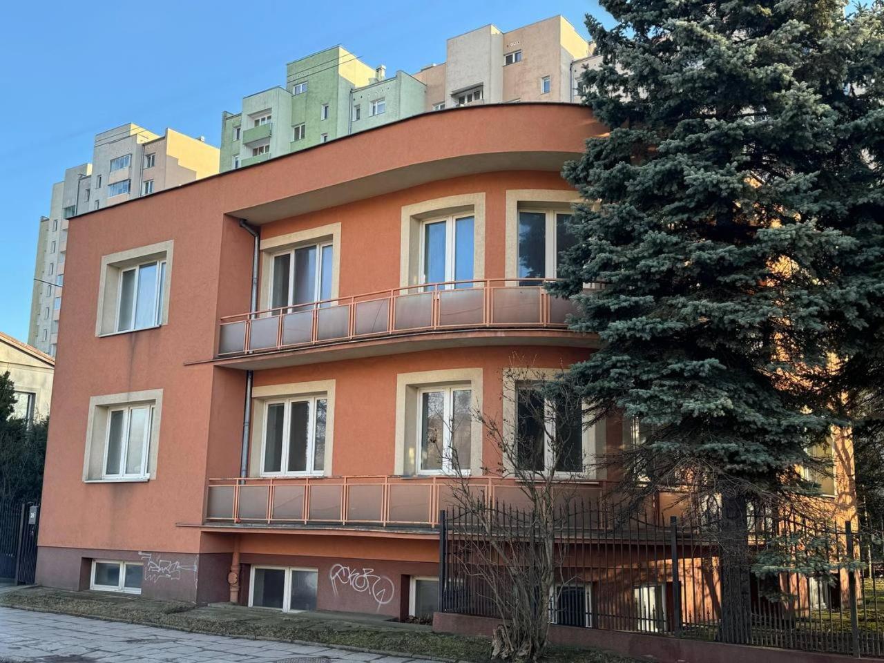 Hostel Harmonia Warsawa Bagian luar foto