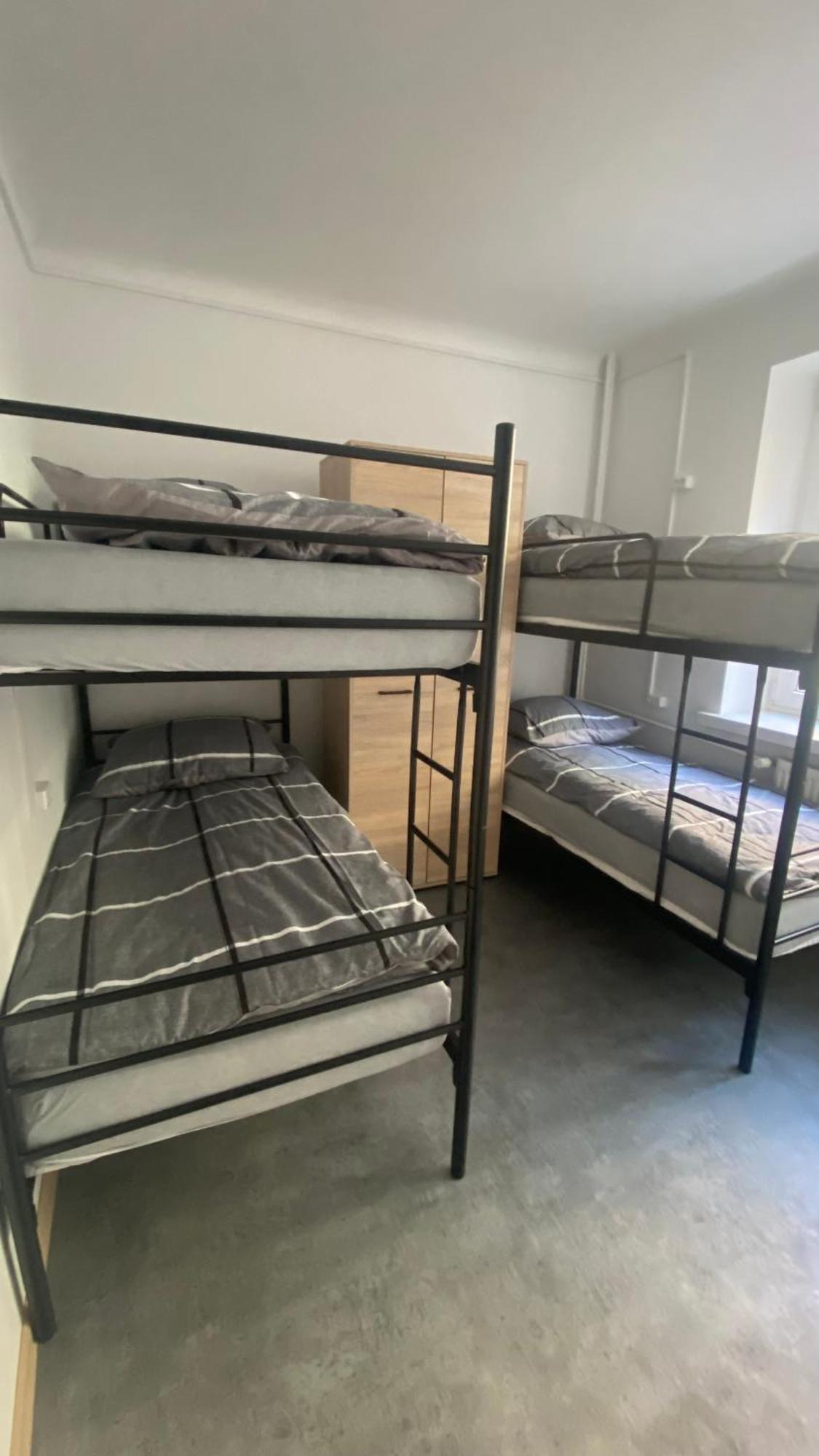 Hostel Harmonia Warsawa Bagian luar foto