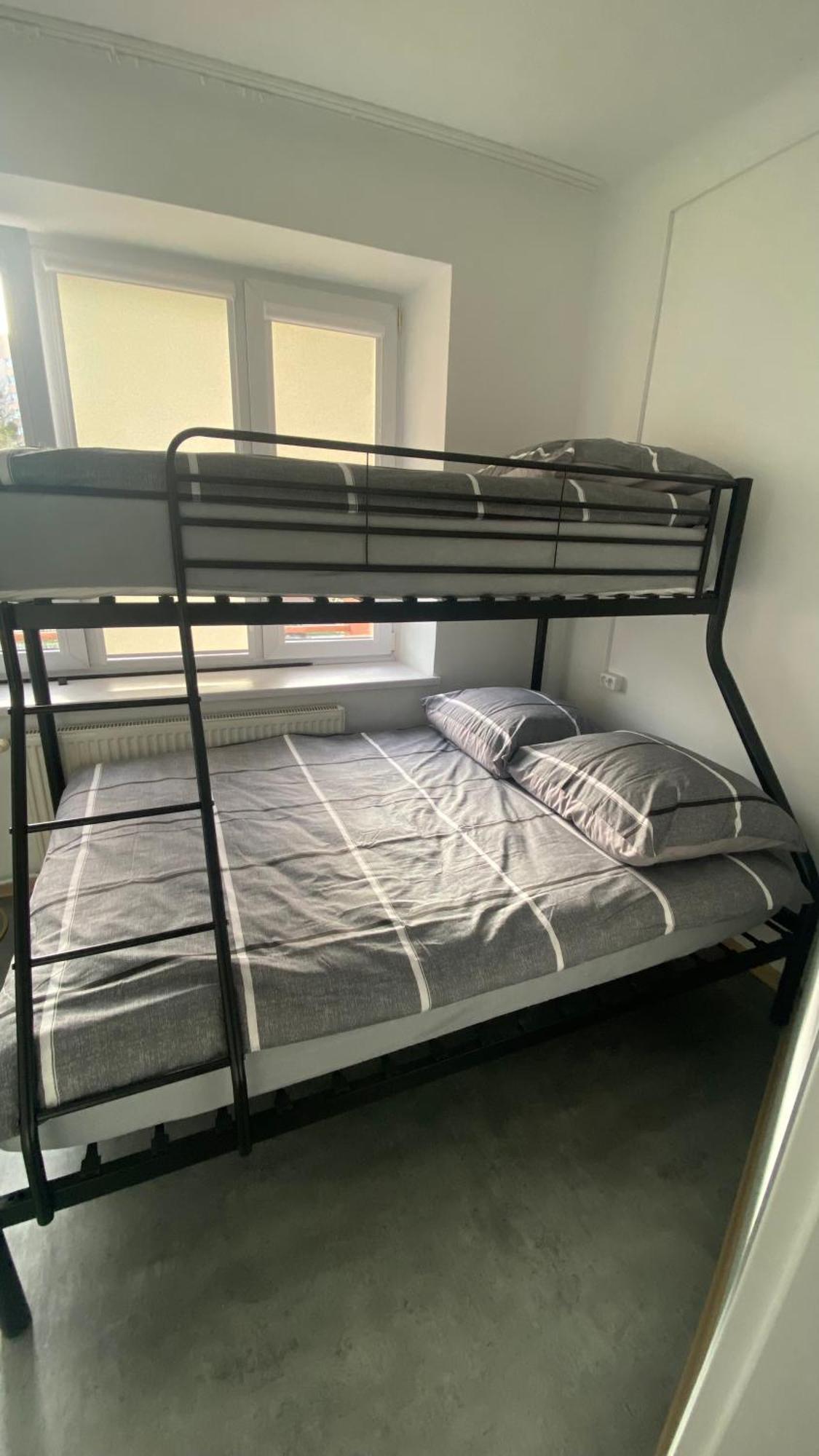 Hostel Harmonia Warsawa Bagian luar foto