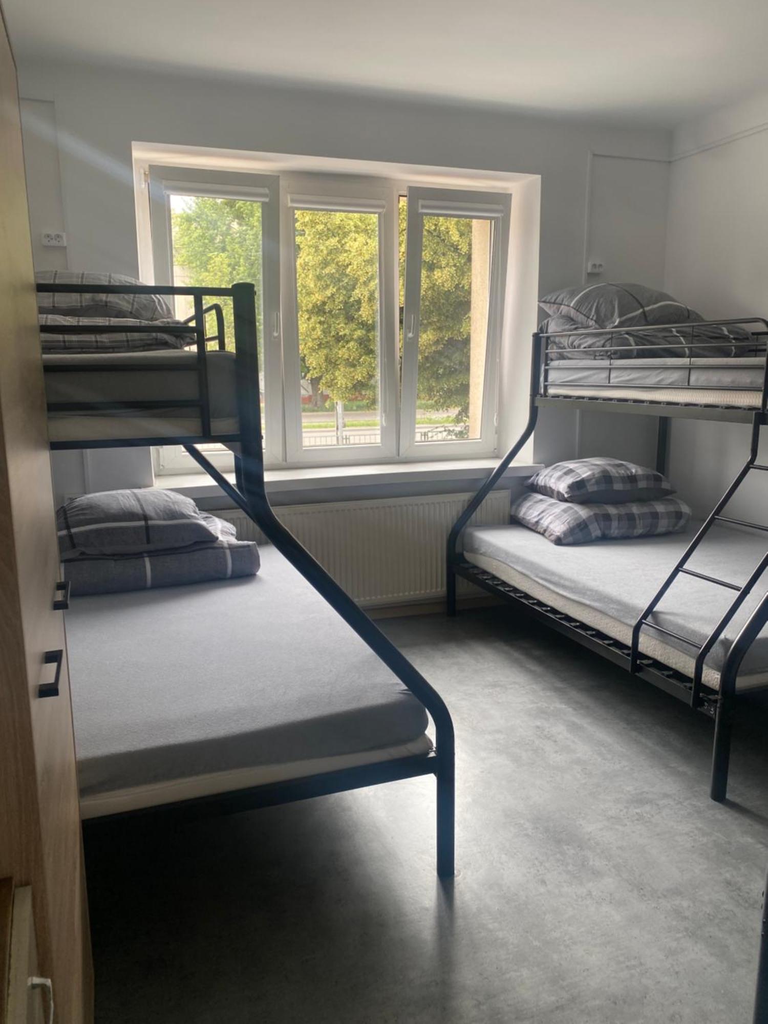Hostel Harmonia Warsawa Bagian luar foto