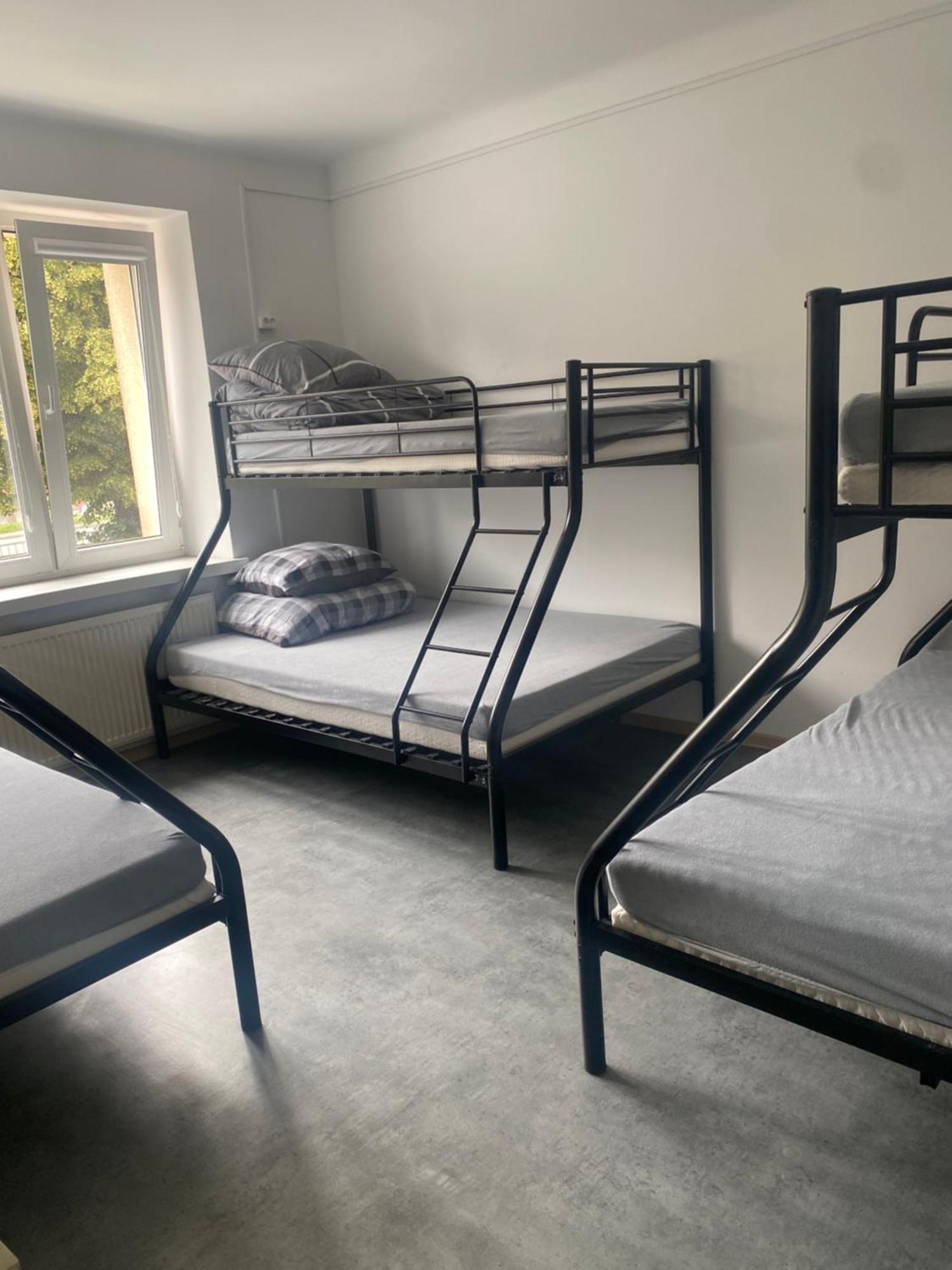 Hostel Harmonia Warsawa Bagian luar foto