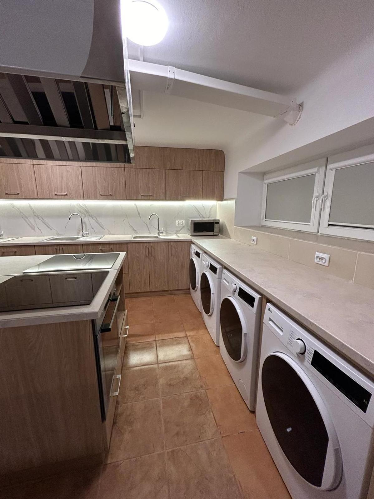 Hostel Harmonia Warsawa Bagian luar foto