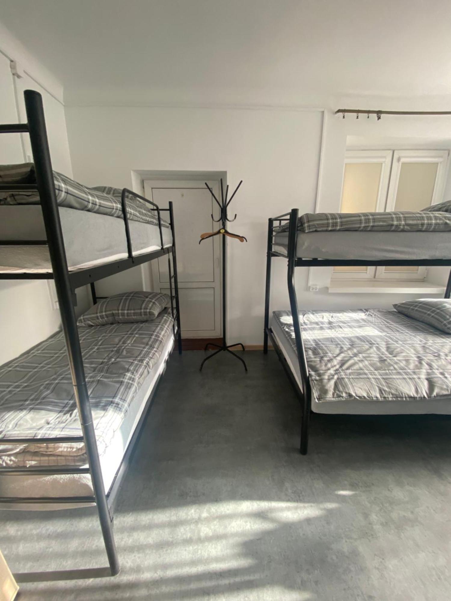 Hostel Harmonia Warsawa Bagian luar foto
