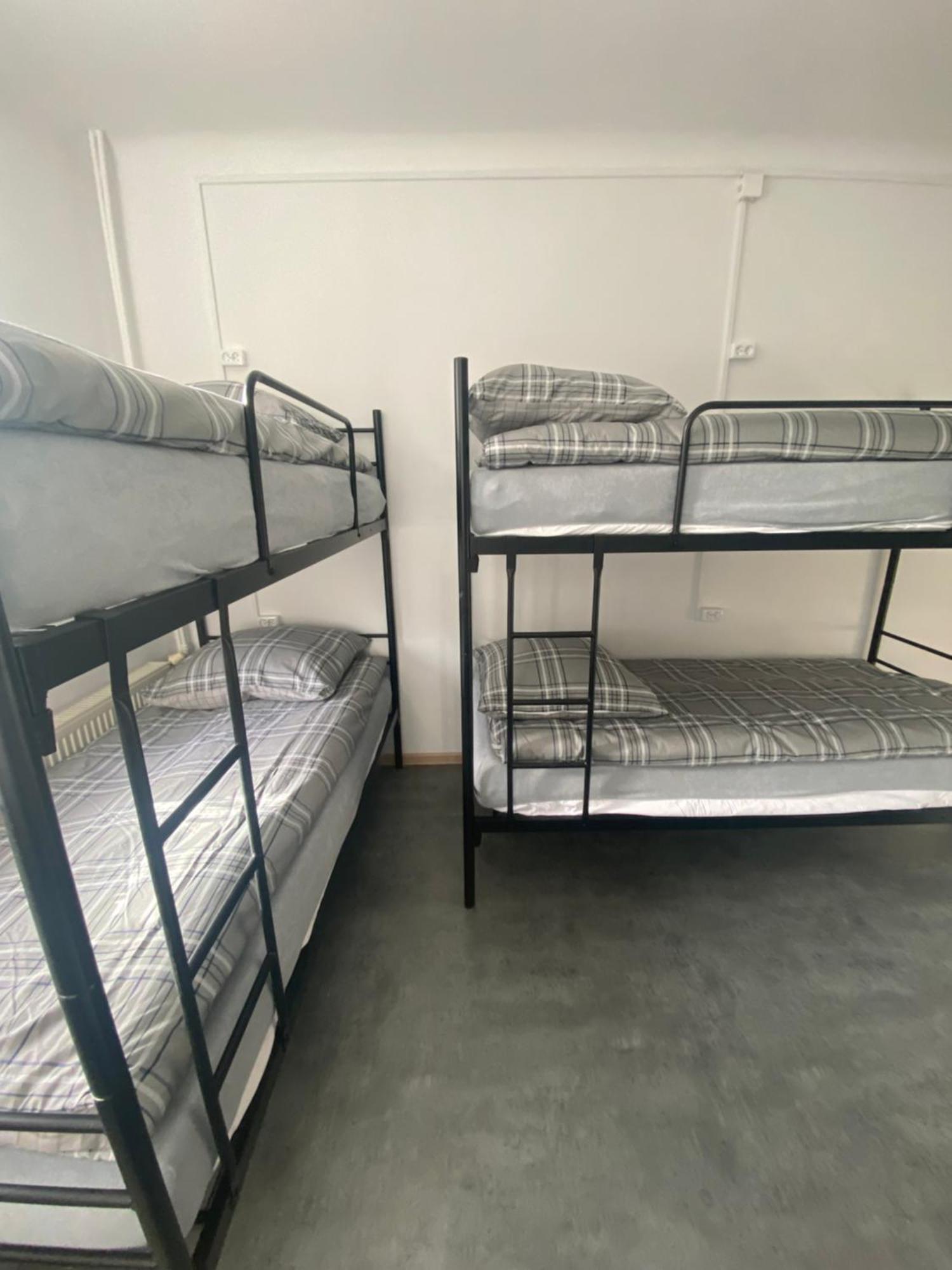 Hostel Harmonia Warsawa Bagian luar foto